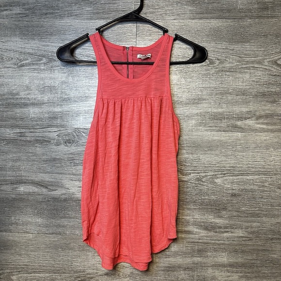 AMERICAN EAGLE OUTFITTERS TOP  CORAL  ZIPPER  ON BACK  Women's XS Flowy - Picture 1 of 6